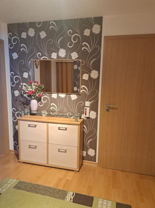 Schoene 2 Zimmer Wohnung Fürth Екстериор снимка